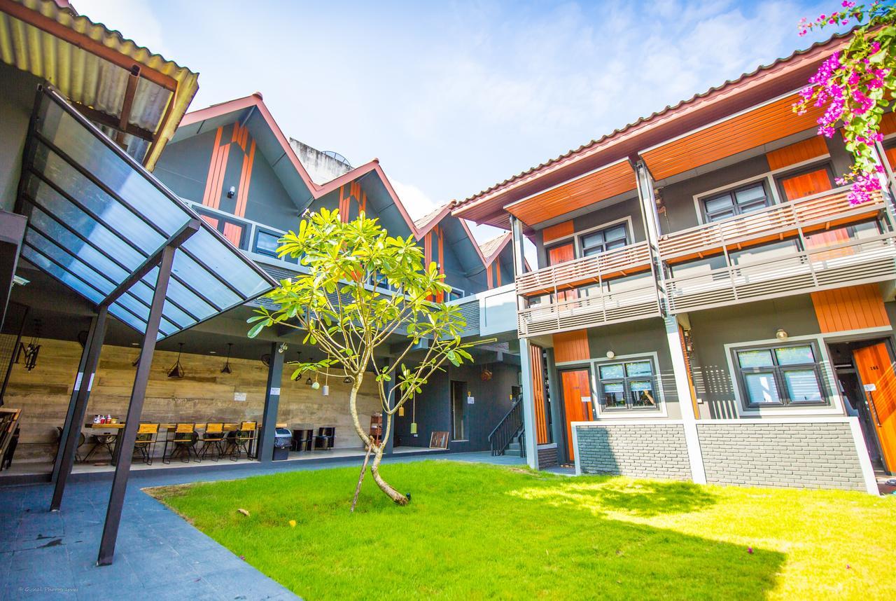 Chiangmai Moli Inn (Adults Only) Chiang Mai Exterior foto