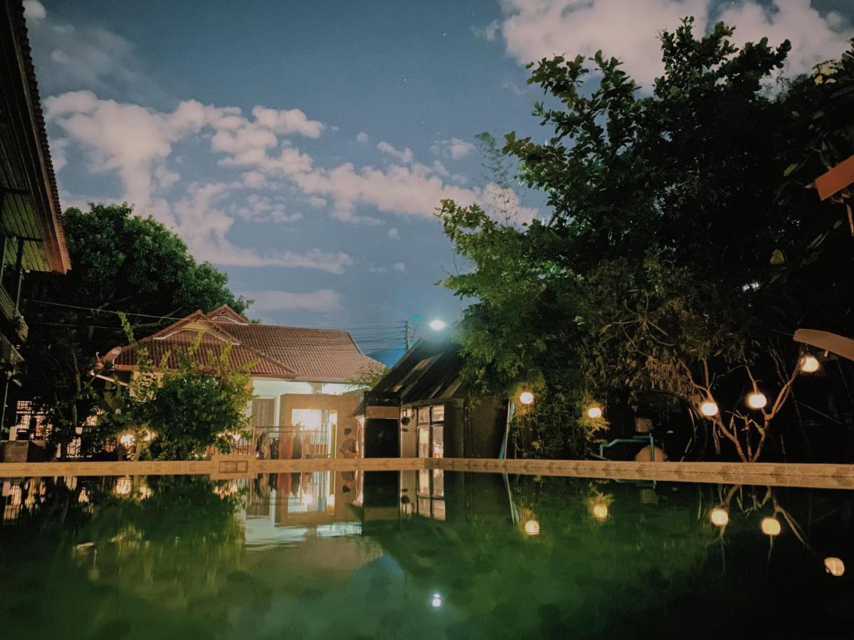 Chiangmai Moli Inn (Adults Only) Chiang Mai Exterior foto